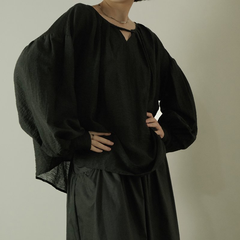 Black light palace style lazy long sleeve shirt - เสื้อผู้หญิง - ผ้าฝ้าย/ผ้าลินิน สีดำ