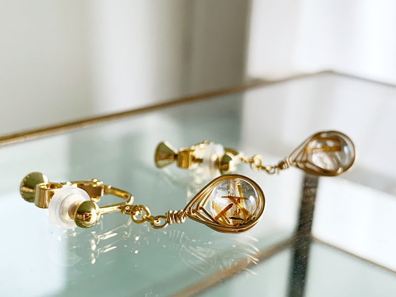 [Unisex] Titanium rutilated quartz earrings/ Clip-On - Earrings & Clip-ons - Semi-Precious Stones Gold