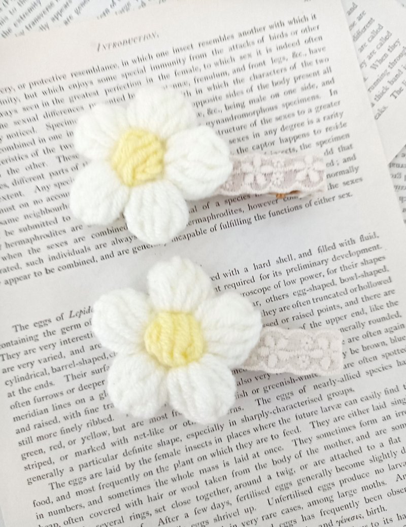 Cotton flower clip book clip hair clip bookmark - ที่คั่นหนังสือ - ผ้าฝ้าย/ผ้าลินิน 