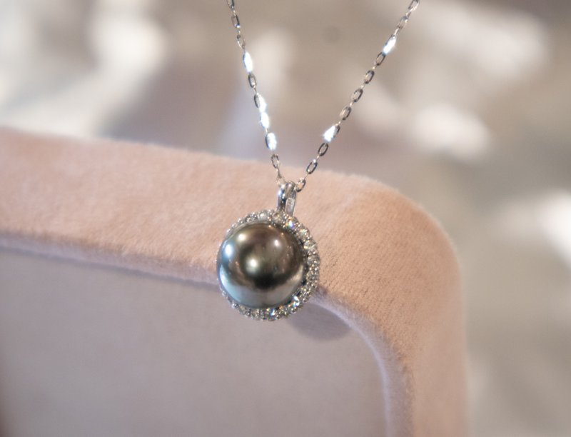 タヒチ産9.1mm天然海水黒真珠18Kゴールド-天然ダイヤモンドペンダントネックレス - リング・指輪 - 真珠 グリーン