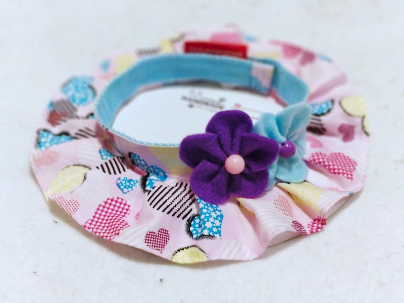 Pet cats and dogs flowery heart patchwork collar necklace - Collars & Leashes - Cotton & Hemp Multicolor