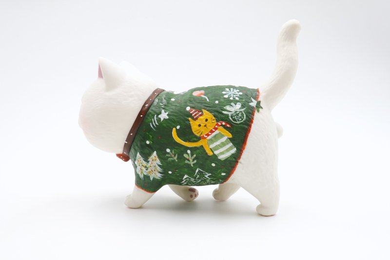 【限量】貓咪手繪公仔-聖誕綠貓 - 擺飾/家飾品 - 塑膠 多色