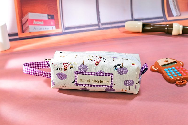 [Customized] Large-capacity cotton pencil case toast pencil case (Little Red Riding Hood and Big Wild Wolf) - Pencil Cases - Cotton & Hemp 