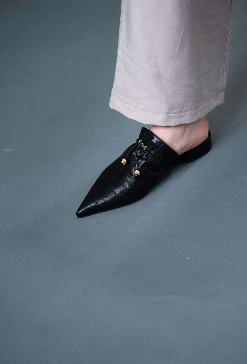 Modeling beam pointed slipper black - Slippers - Genuine Leather Black