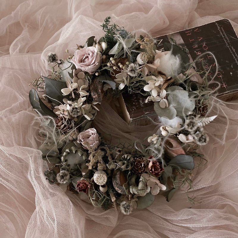 Flora Flower Christmas - Winter Wishes Christmas Wreath - Dried Flowers & Bouquets - Plants & Flowers Pink