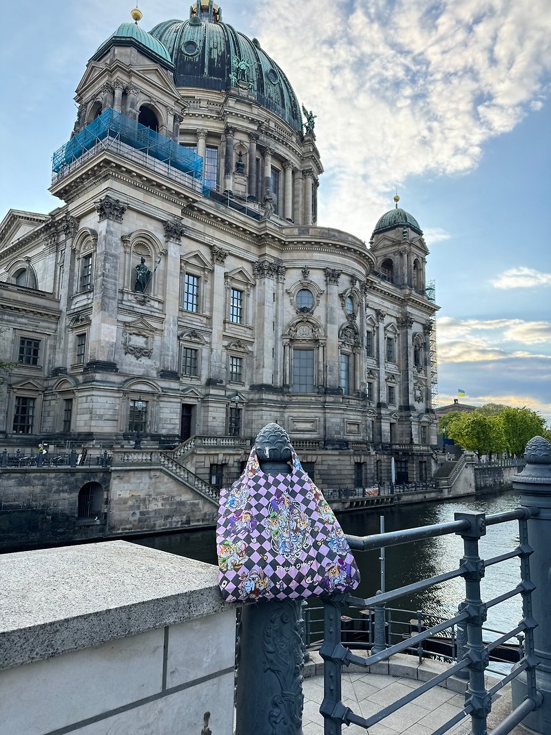 Corgi in the wonderland reusable bag - Handbags & Totes - Polyester 