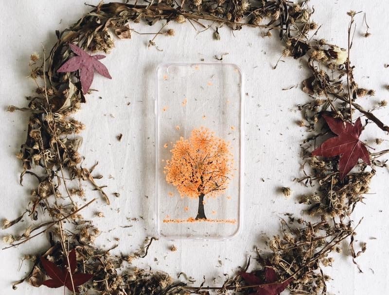 春夏 “秋“ 冬 • Handpressed Flower Phone Case - 手機殼/手機套 - 植物．花 橘色