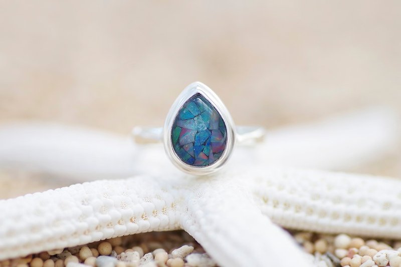 Opal's silver ring - แหวนทั่วไป - หิน หลากหลายสี
