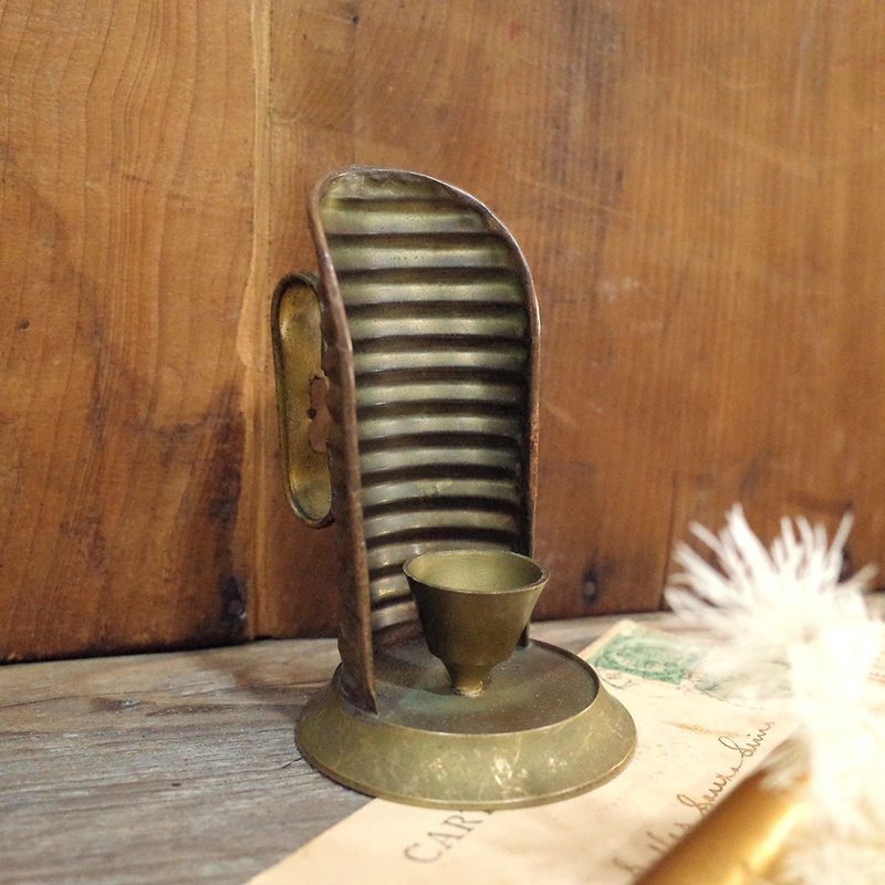 西班牙老件.1950's鄉村風銅製手拿小燭台.條紋背板裝飾壁掛 - 香氛蠟燭/燭台 - 銅/黃銅 