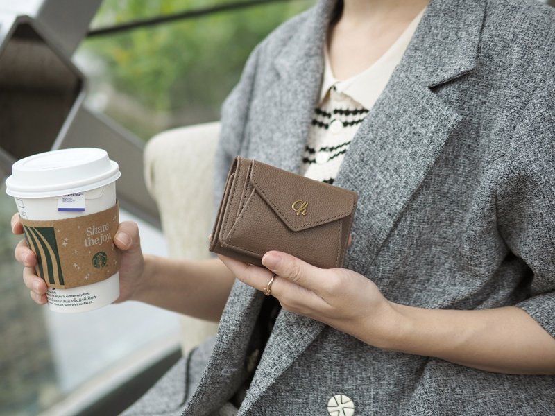 Maily (Warmtaupe) : Tri-fold wallet, short wallet, cow leather, Brown-grey - 錢包/皮夾/長短夾 - 真皮 咖啡色