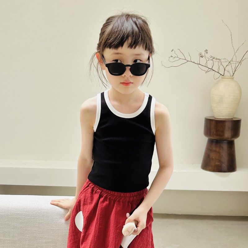 Black and white elastic versatile vest/children's clothing - เสื้อยืด - วัสดุอื่นๆ สีดำ