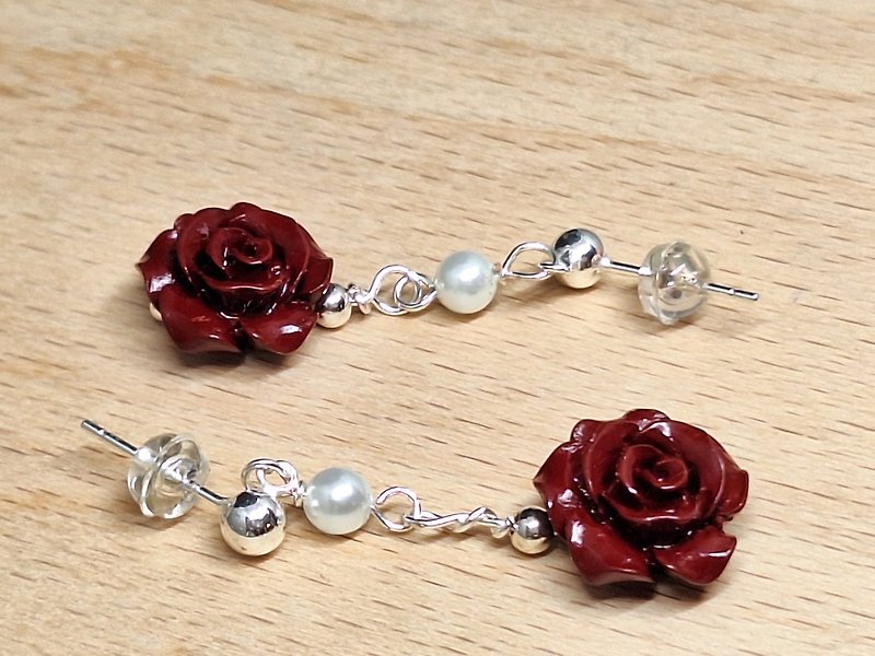 Cinnabar rose sterling silver earrings - Earrings & Clip-ons - Crystal Red