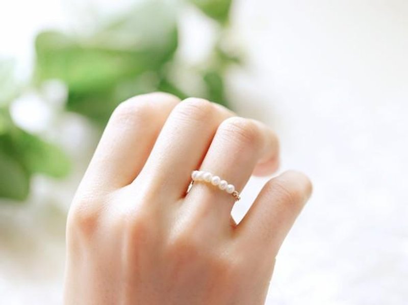 Baby Pearl Chain Ring Faranjilling Pinky Ring June Birthstone - แหวนทั่วไป - โลหะ 
