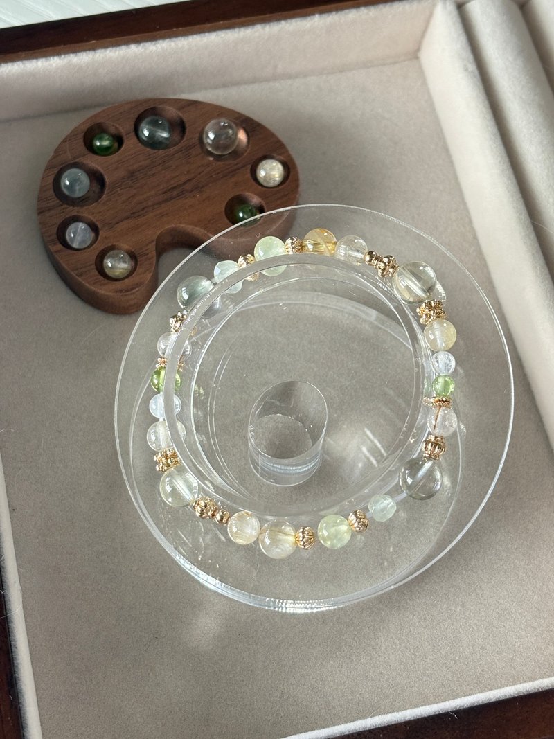 /樹影間的光/財運黃水晶 金髮晶 鈦金 葡萄石 綠髮晶月光石橄欖石 - 手鍊/手環 - 水晶 金色