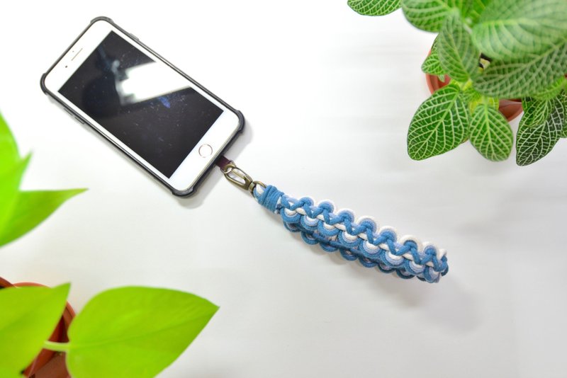 Three-color woven mobile phone lanyard DIY material package - Knitting, Embroidery, Felted Wool & Sewing - Cotton & Hemp 