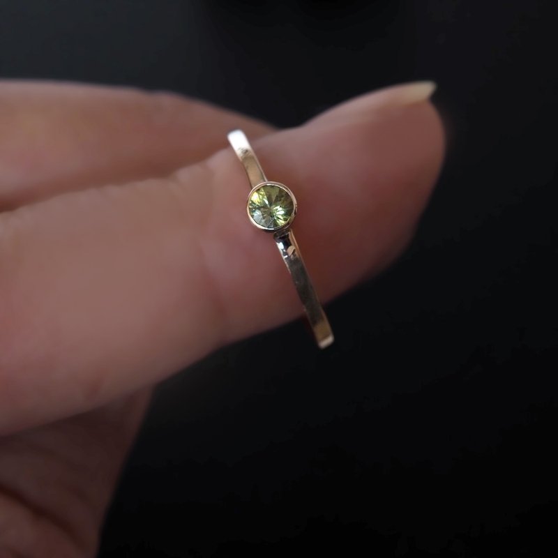 K10 デマンドイドガーネット JP13号(US7) - 戒指 - 貴金屬 金色