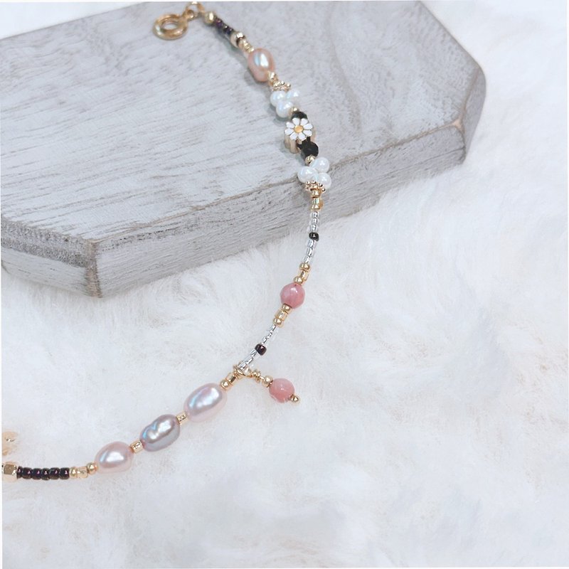 ::Pink freshwater pearl beaded bracelet::Limited edition/press buckle/rhodonite/natural stone - Bracelets - Other Materials Pink