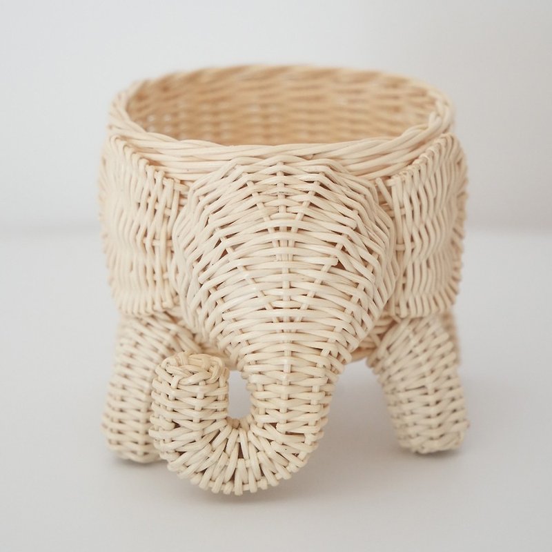Rattan animal basket mini elephant - ของวางตกแต่ง - วัสดุอื่นๆ สีกากี