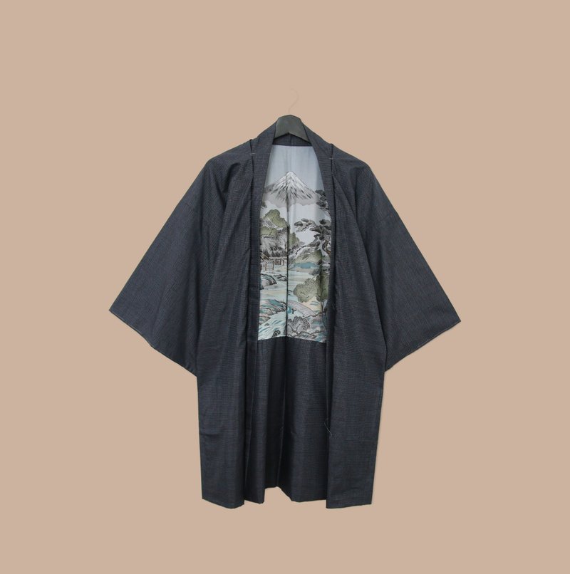 Back to Green-日本帶回羽織 河川房屋與松M-24/vintage kimono - 女大衣/外套 - 絲．絹 