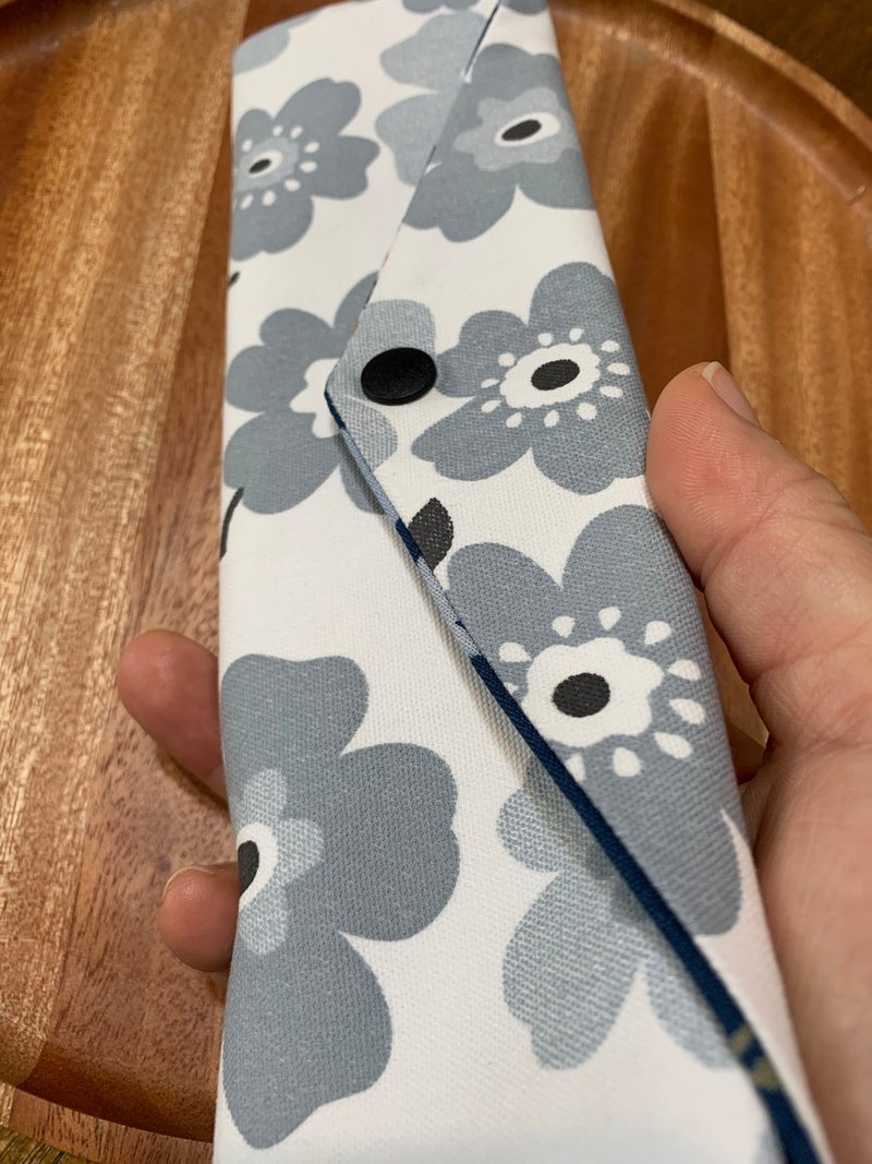 文青風環保純棉筷袋 花湖散記 耐看米白 日本 潮物 收納 手作餐 - 收納箱/收納用品 - 棉．麻 白色