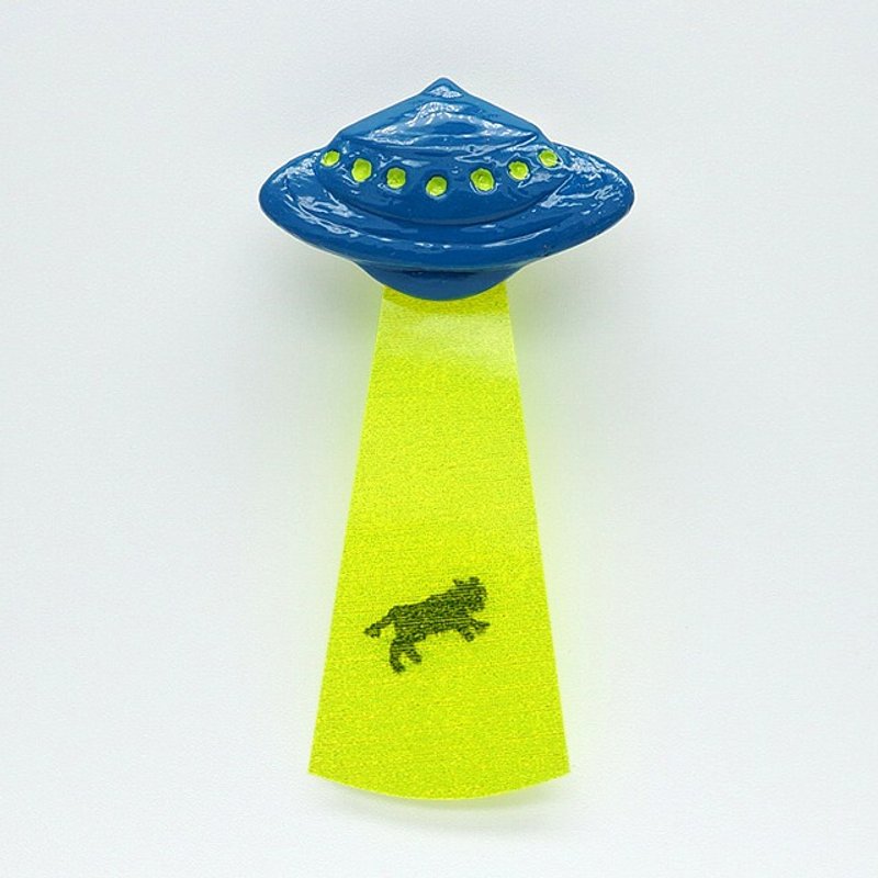 UFO 帶我走胸針 別針（鈷藍色） - 胸針 - 黏土 藍色
