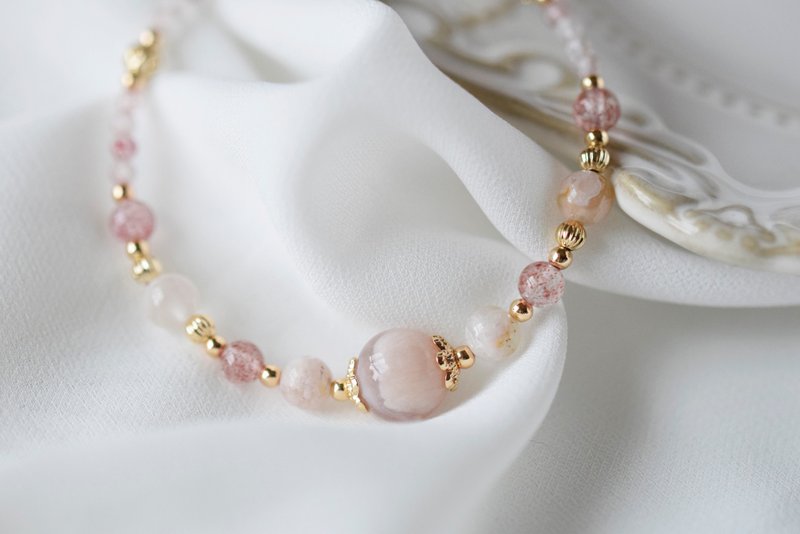 Perfume。Flower Agate Strawberry Quartz Gemstone Crystal 14kgp Bracelet - Bracelets - Crystal Pink