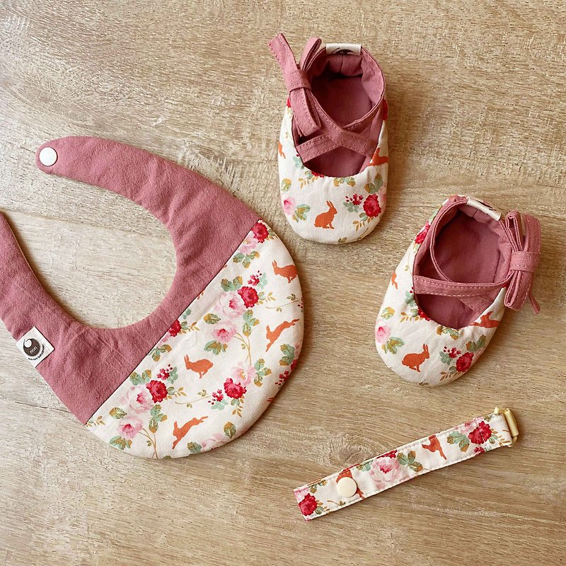 120 Norwegian White Rabbit Deep Pink Baby Shoes X Stitching Bib X Nipple Clip Newborn Moon Gift Set - Baby Gift Sets - Cotton & Hemp Pink