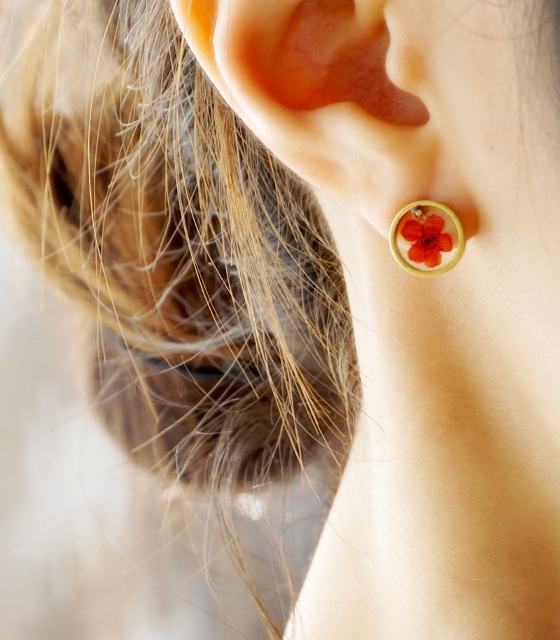 ALOTSS / earrings / yellow / cool jewelry, cute earrings, dainty earrings - ต่างหู - โลหะ สีแดง