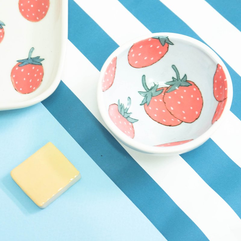 Strawberry Dipping Cup - 茶壺/茶杯/茶具 - 陶 紅色