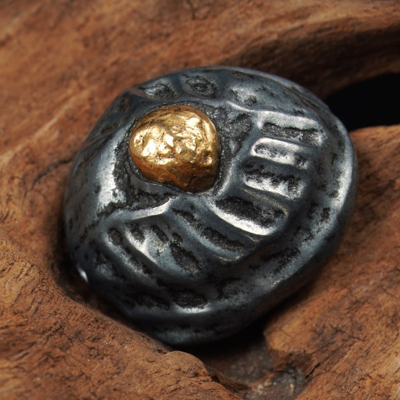 Myanmar eye-shaped totem. Two-color alloy. Talong curse bead (weight 39.06 grams) - Other - Other Materials 