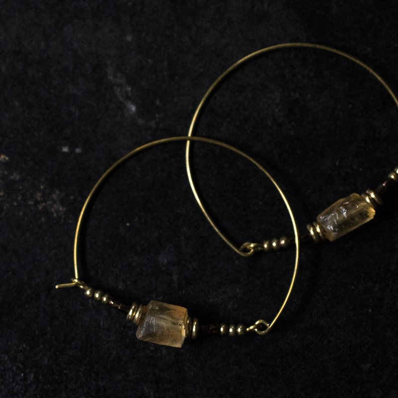 Citrine ore semi-circular earrings - Earrings & Clip-ons - Other Materials Brown