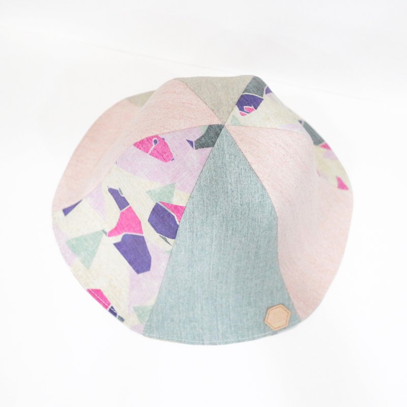 Bear x JOJA│ pink geometric flower-shaped double-sided Taiwan old cloth cap / custom - Hats & Caps - Cotton & Hemp Pink