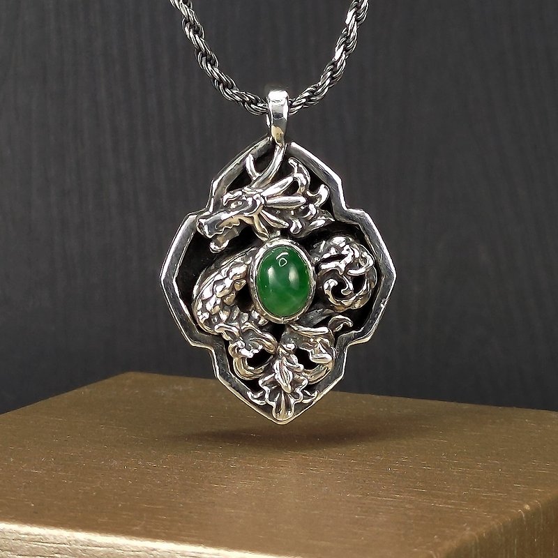 Zodiac Oriental Dragon Year Motif Emboss Silver Pendant Amulet with Jadeite. - Necklaces - Sterling Silver Green