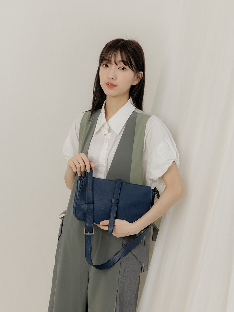 supportingrole 真皮簡單優雅線條設計肩側背包 藍 - 側背包/斜背包 - 真皮 
