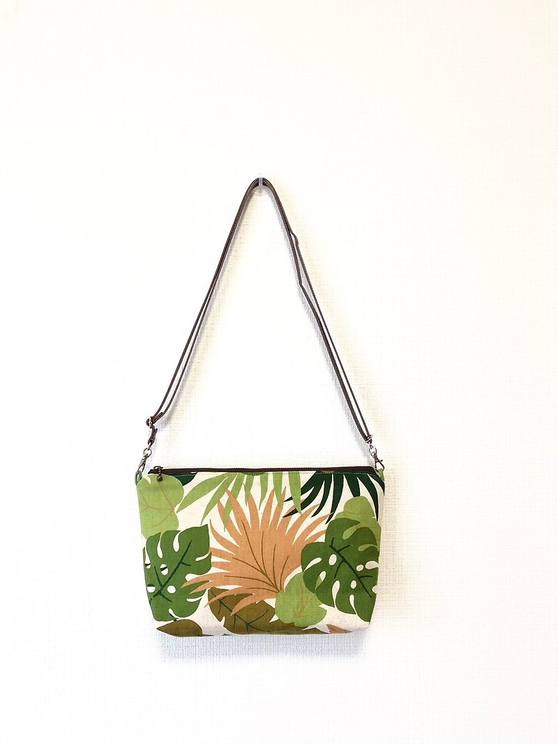 Dual-use length cross-body bag - Japan imported flower cloth - green rainforest - กระเป๋าแมสเซนเจอร์ - ผ้าฝ้าย/ผ้าลินิน สีเขียว