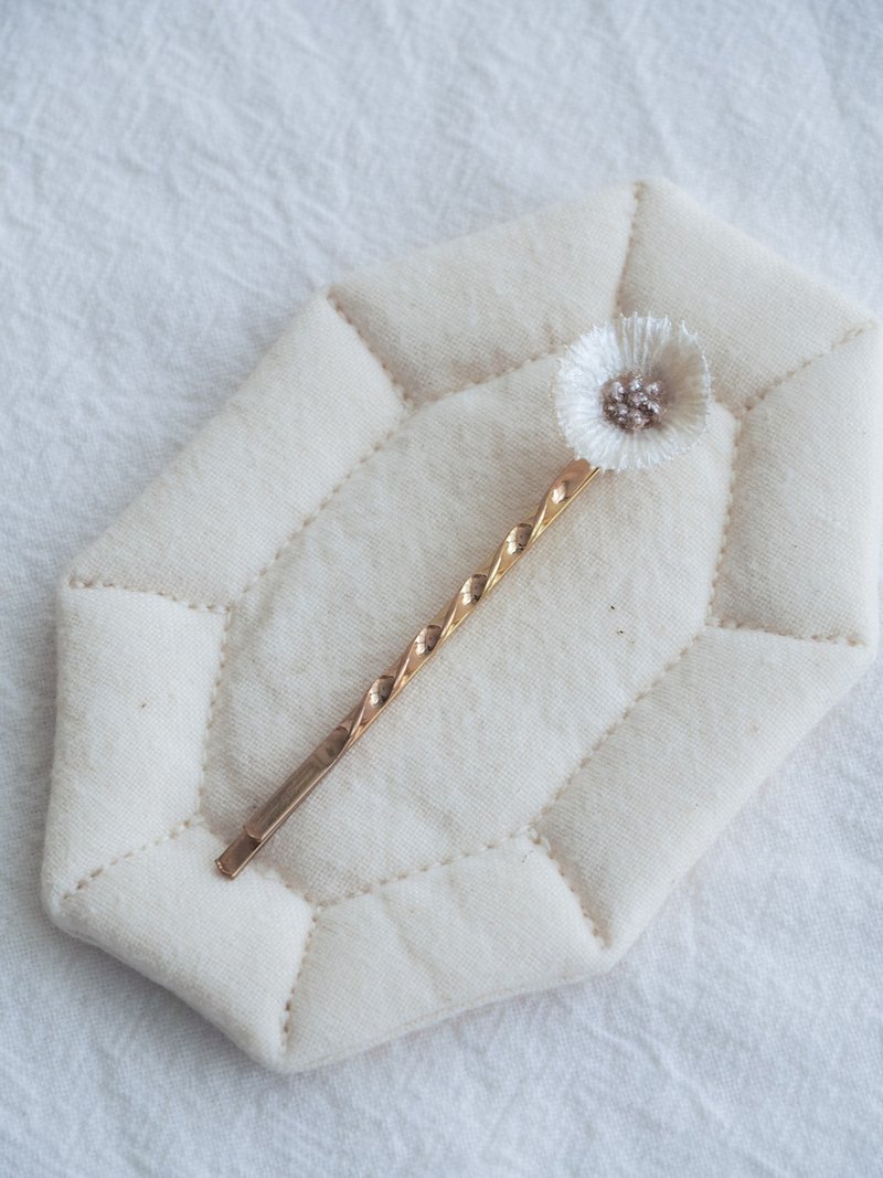 小小內心話 髮夾 - 髮夾/髮圈 - 植物．花 白色