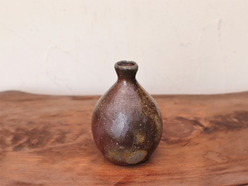 備前花生け 500x0.jpg