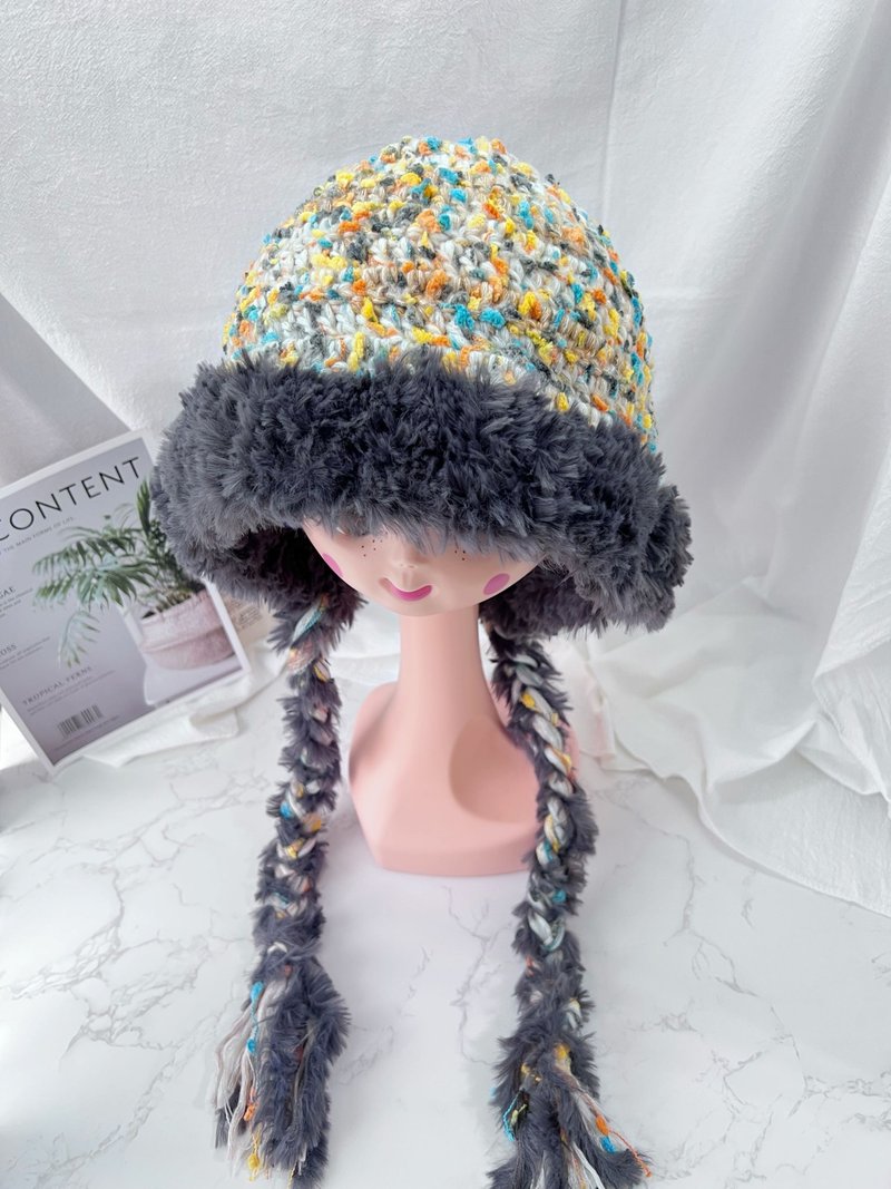 [Rabbit Belle] Versatile warm ear protection hat for autumn and winter - blue + gray fur trim - หมวก - ขนแกะ ขาว