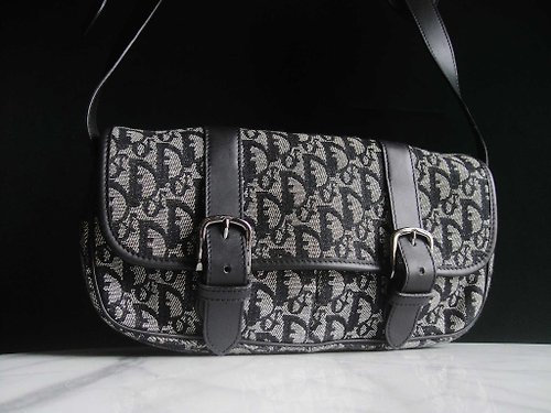 Christian Dior Presbyopia cowhide handbag dark blue side backpack