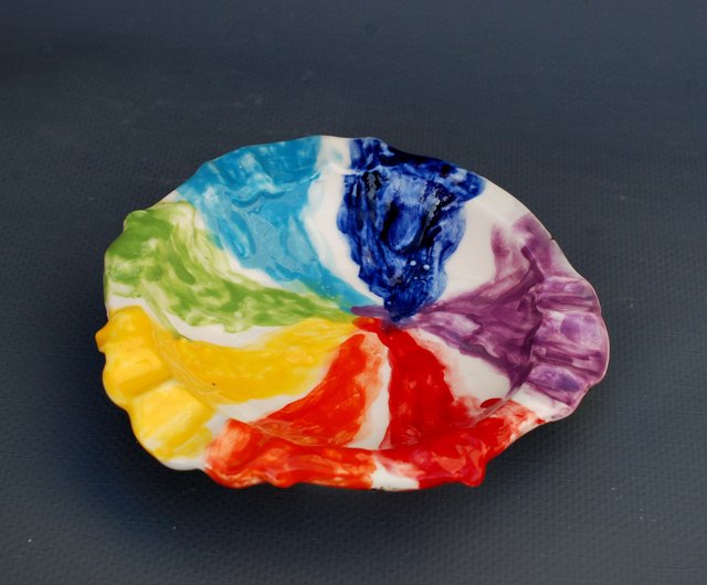 セラミック灰皿アーティストのパレット虹の置物小さな装飾的な花瓶 - ショップ PorcelainShoppe 花瓶・植木鉢 - Pinkoi