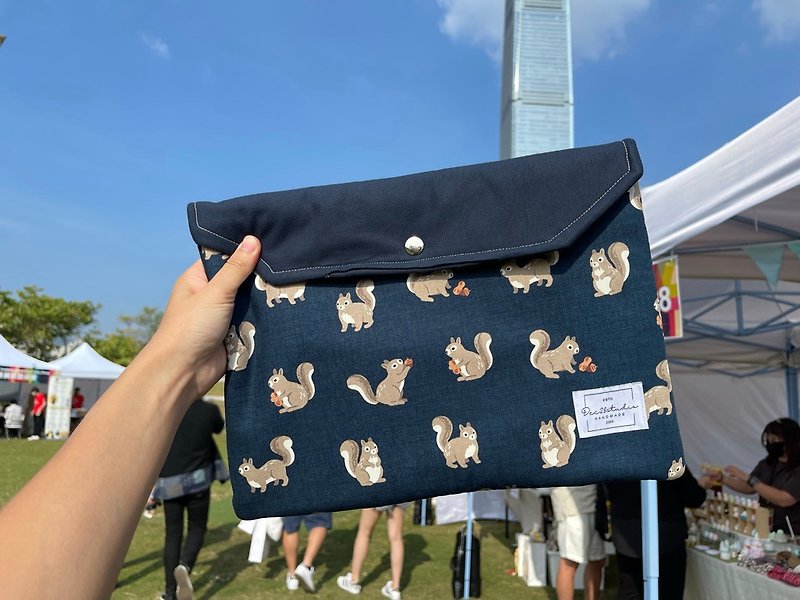 F185 Korean dailylike blue squirrel patchwork computer case - กระเป๋าแล็ปท็อป - ผ้าฝ้าย/ผ้าลินิน 