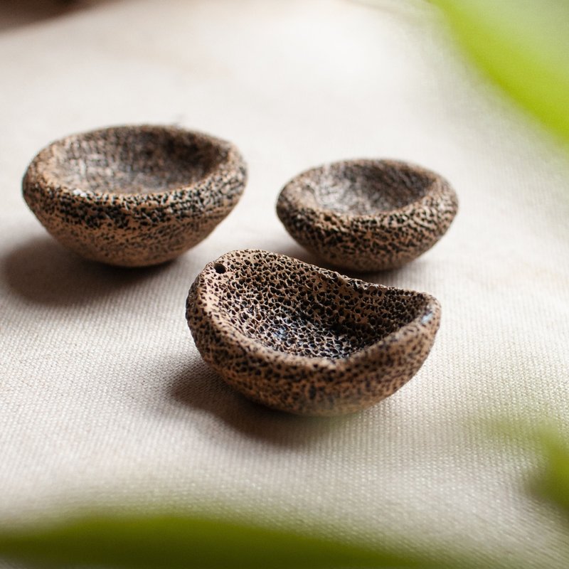 天然石香薰座_全三款_公平貿易 - 香氛蠟燭/燭台 - 陶 咖啡色