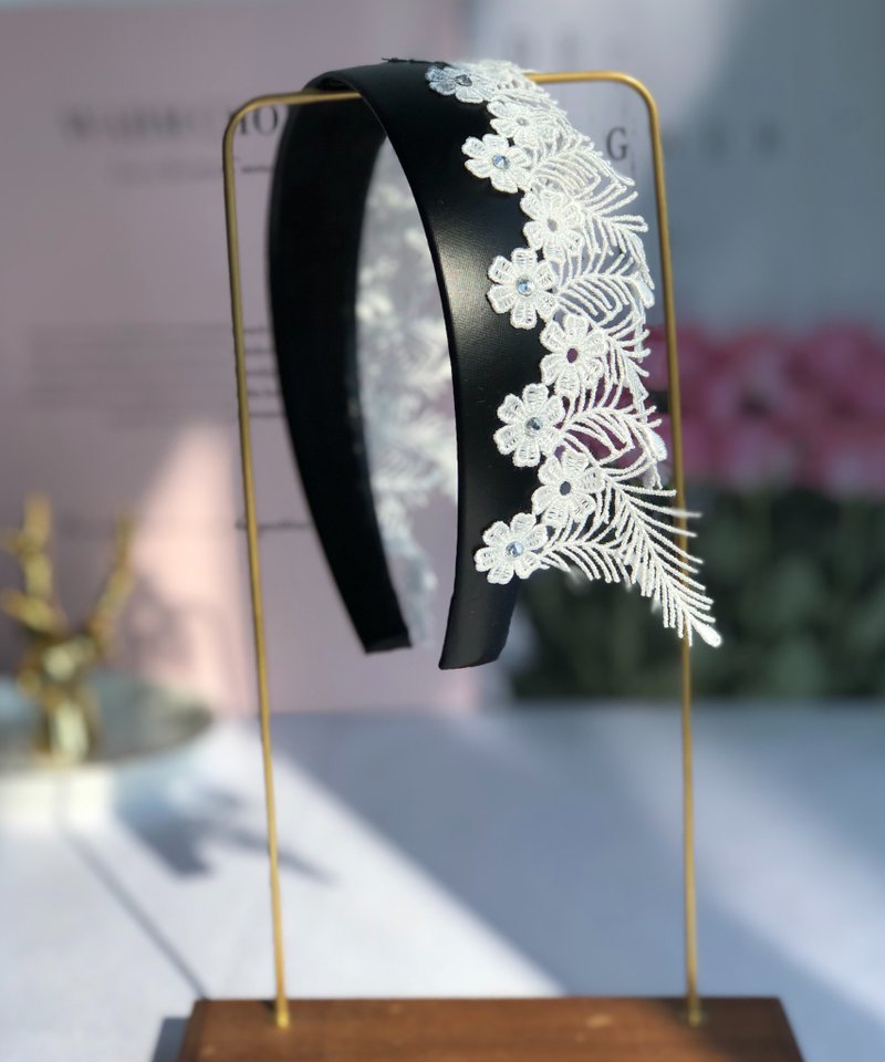 黑白款包邊流蘇花朵髮箍 - 髮箍/髮帶 - 防水材質 黑色