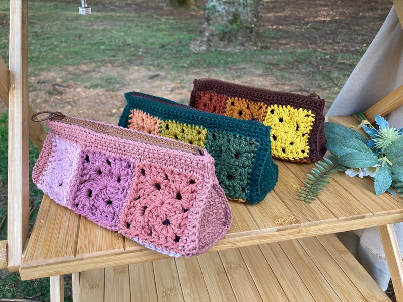 Collage pencil bag small stuff bag cotton handwoven - กล่องดินสอ/ถุงดินสอ - ผ้าฝ้าย/ผ้าลินิน หลากหลายสี