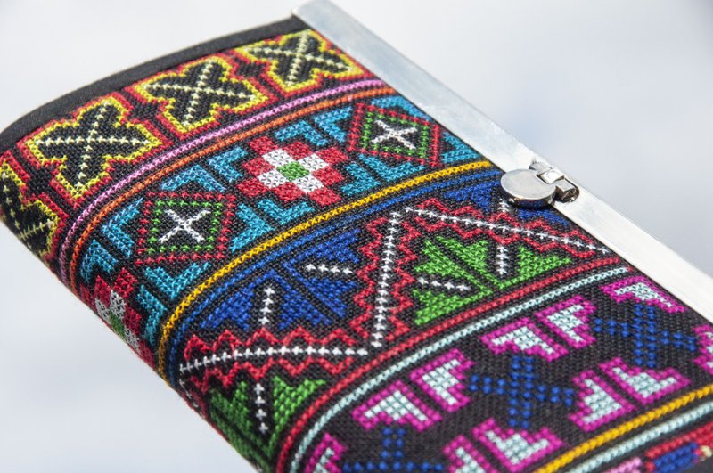 手工刺繡錢包 波希米亞風長夾 刺繡皮夾 棉麻口金長夾-幾何十字繡 - 錢包/皮夾/長短夾 - 棉．麻 多色