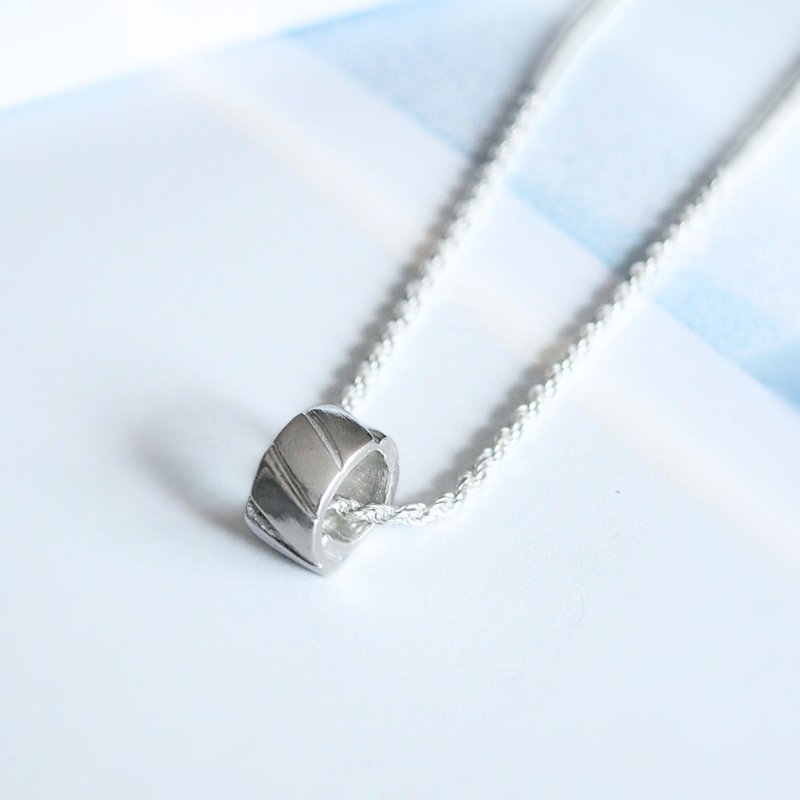 Silver Wheel | 999 Sterling Silver Pendant Necklace | Geometric Design | Unisex Minimalist - Necklaces - Sterling Silver Silver