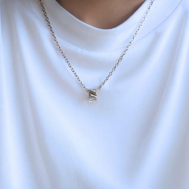 銀輪・999純銀ペンダントネックレス・幾何学デザイン・ユニセックスミニマル - ネックレス - スターリングシルバー シルバー