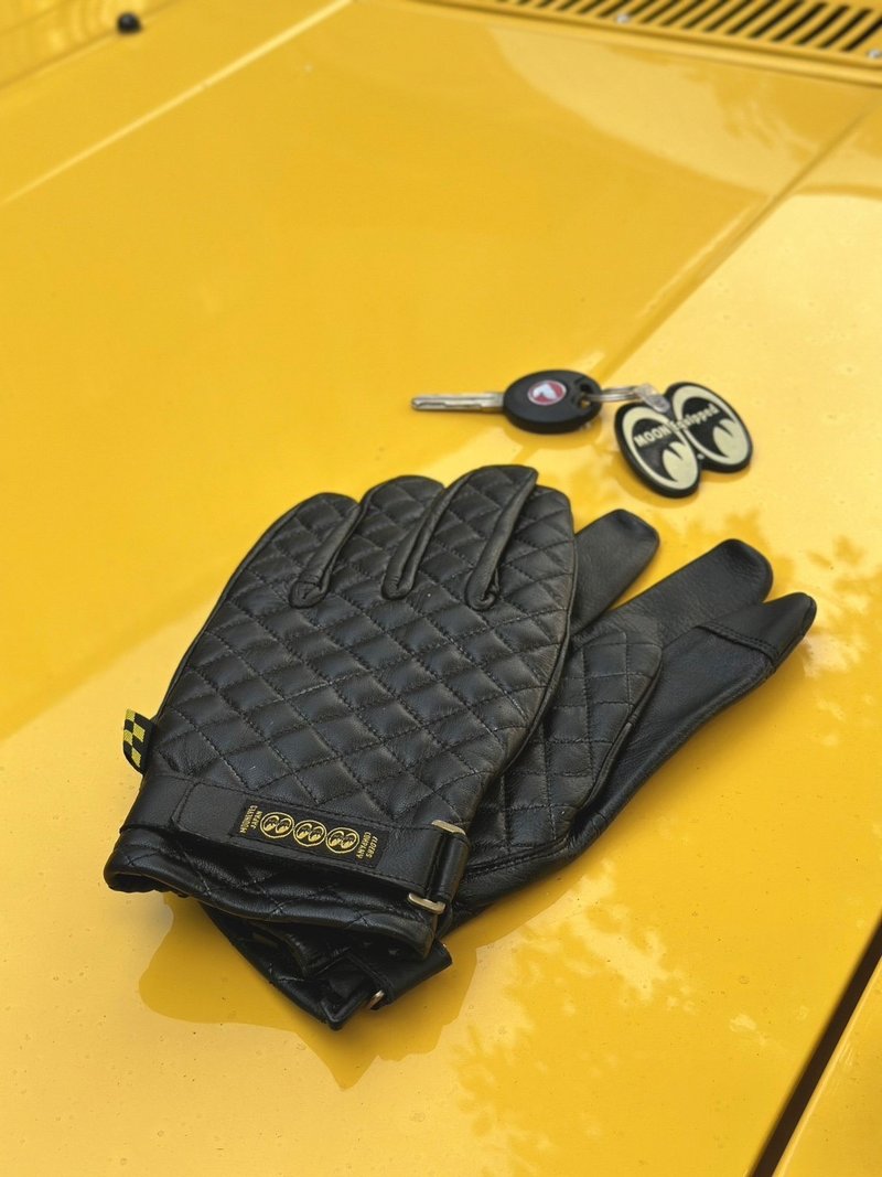 Elders Company X MOONEYES joint rhombus knight gloves sheepskin gloves S~XXL black - Helmets - Other Materials 