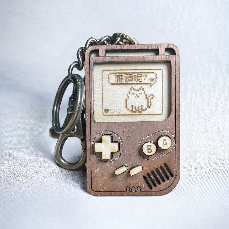 雕刻鑰匙圈 - 懷舊遊戲機系列 - 貓咪款式 - 鑰匙圈/鑰匙包 - 木頭 咖啡色