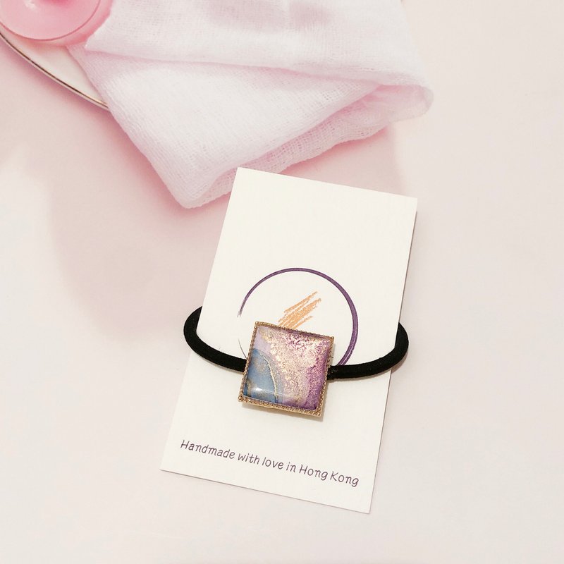 Alcohol ink art hair tie - Square - เครื่องประดับผม - วัสดุอื่นๆ หลากหลายสี